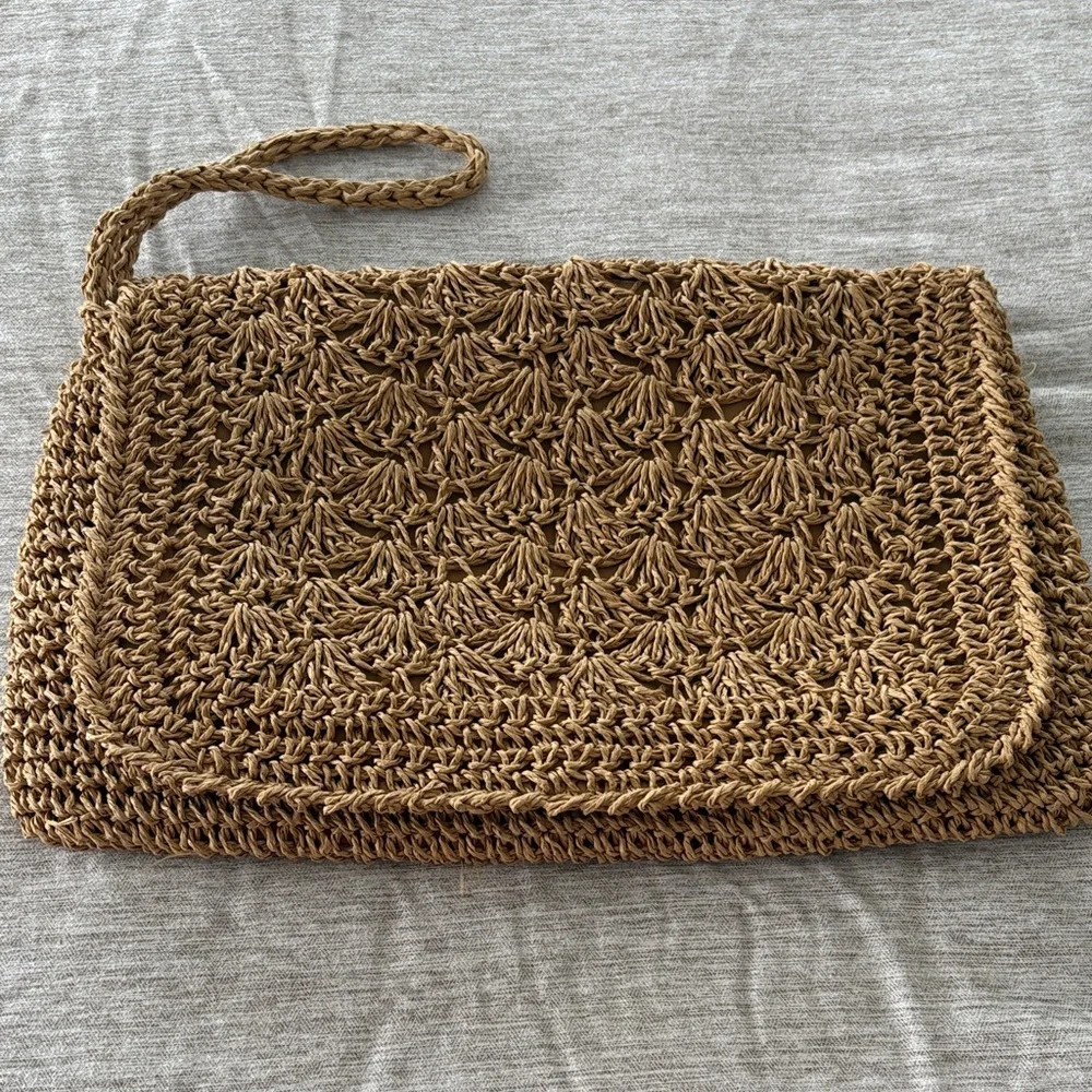 Woven Straw Clutch Bag in Natural Brown